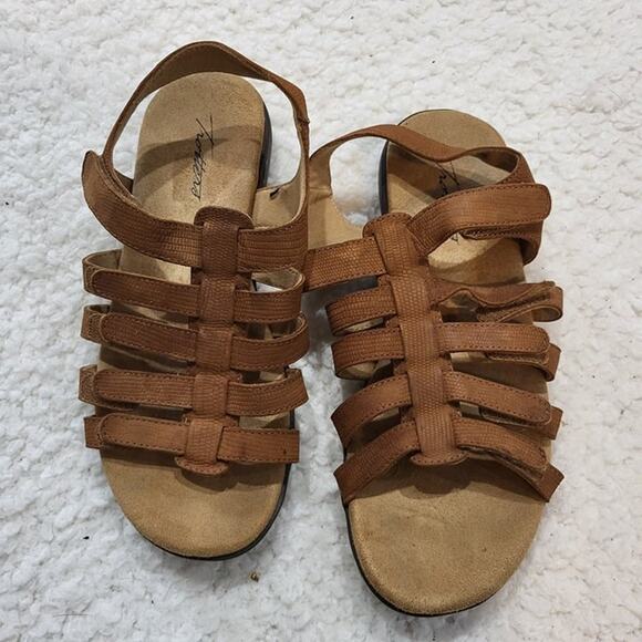 Trotters "Tiki" Leather sandals brown  size 9 - Picture 2 of 6